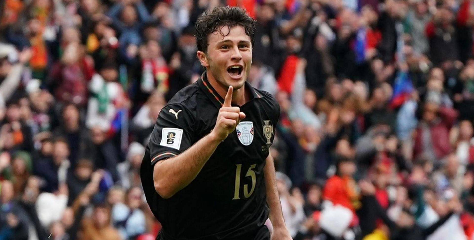 AG live-意大利队遭遇惨败，锁定小组出线形势堪忧